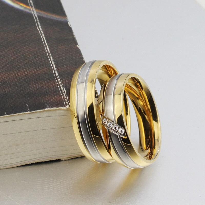 Stainless Steel Fashionable Couple Ring with Gold Color, Perfect Jewelry Gift for Both Men & Women - Personalized Jewel